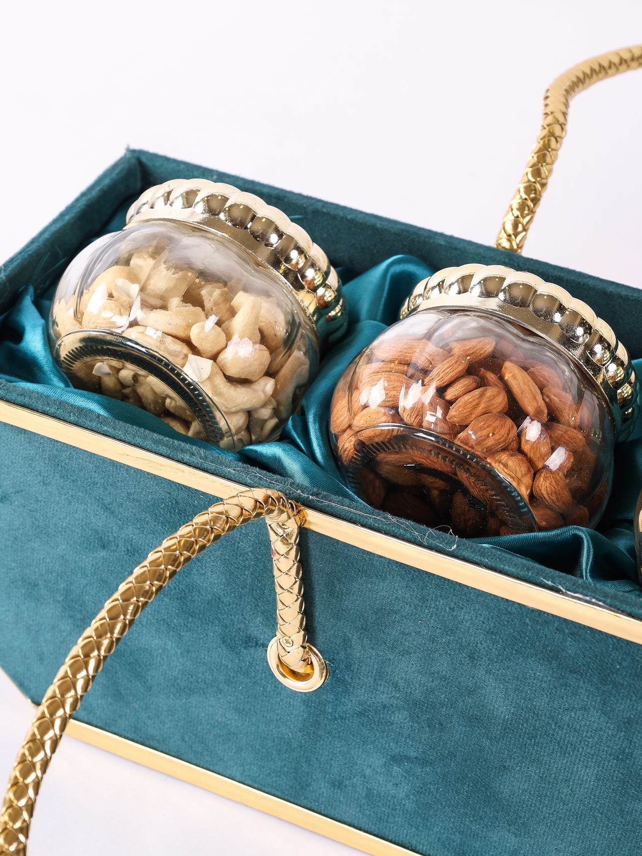 VELVET NUT BASKET