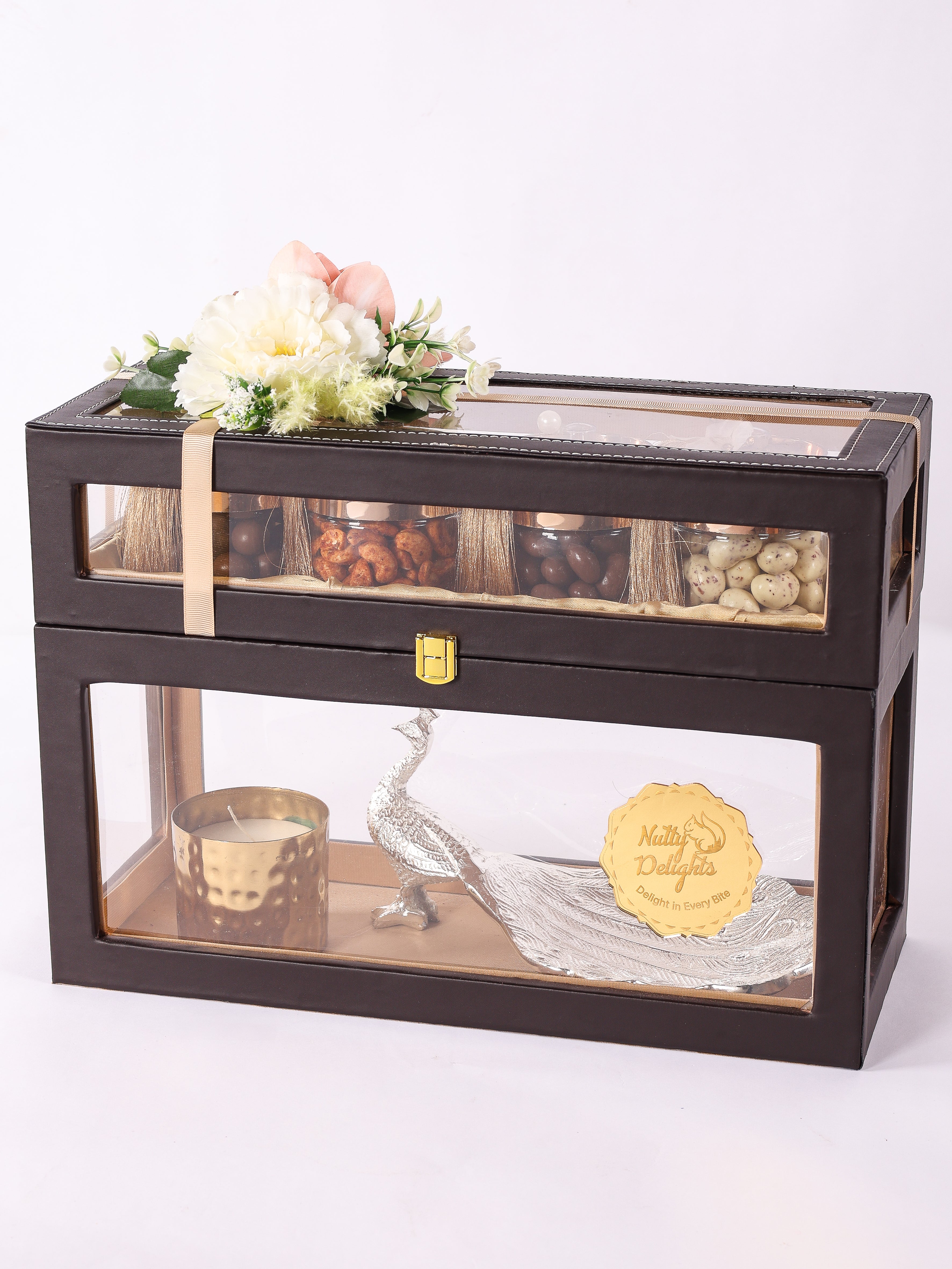 THE  ELEGANT  GIFT BOX