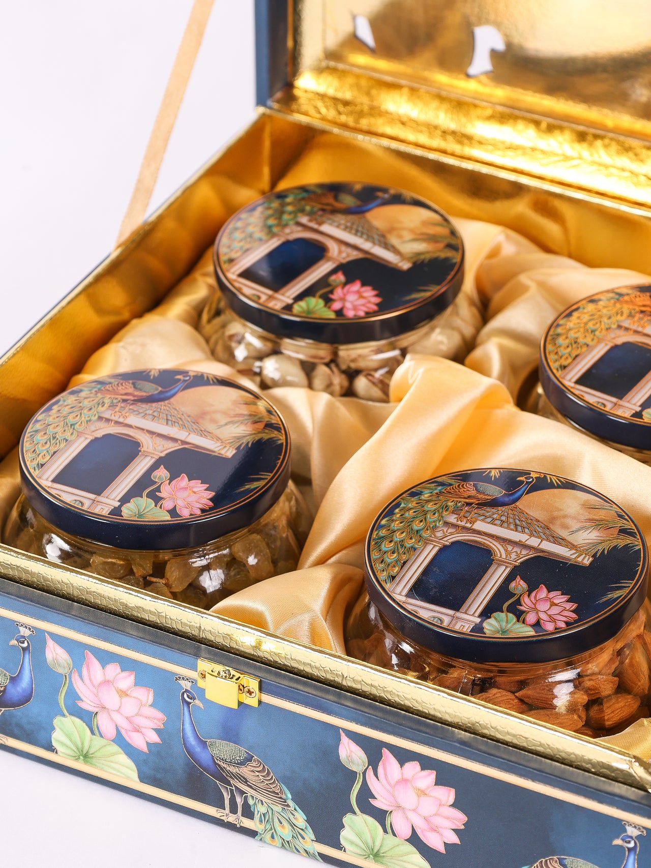 FESTIVE  HARMONY  HAMPER